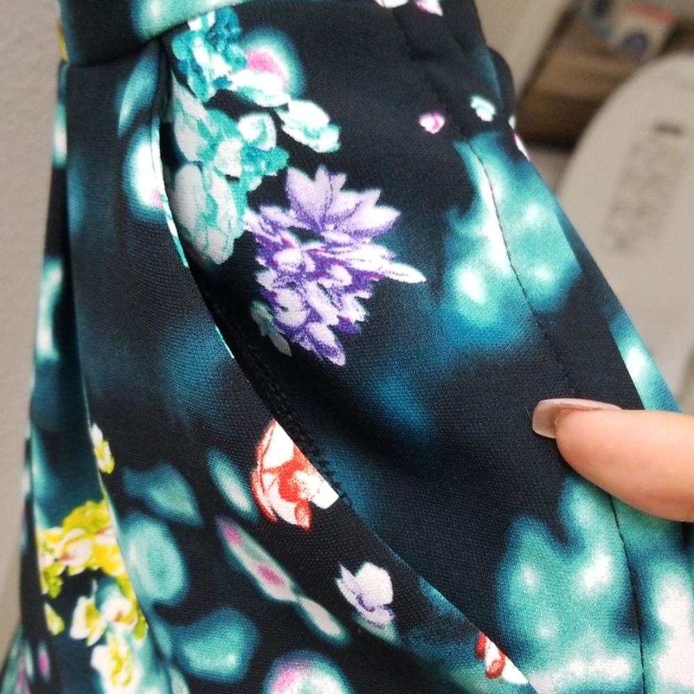 Floral Rompers - Picture 4 of 5